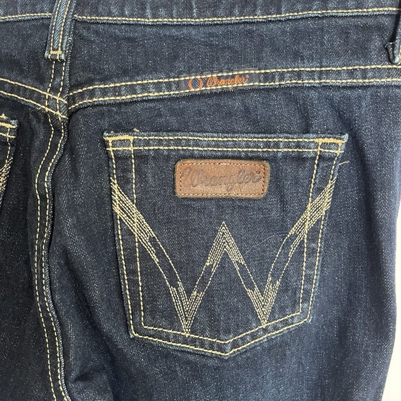 Wrangler Jeans Womens Size 5/6 X 32 Blue Cash No Gap Waistband Bootcut Western - Picture 4 of 11
